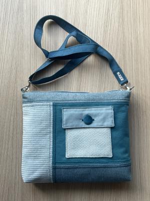 "Flickenwerk IV mit Tasche" - MINT